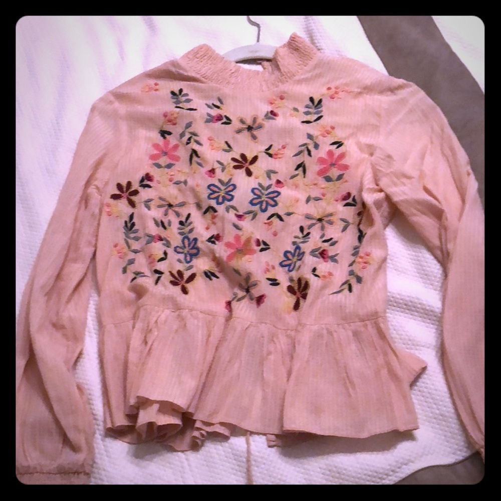 Women’s floral top